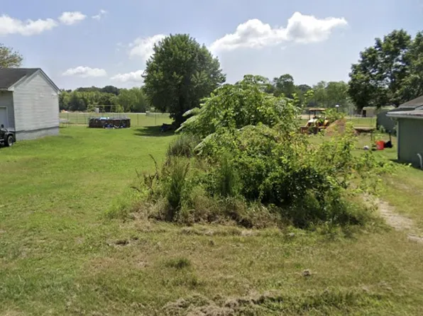 16 East Ave, Cedarville, NJ 08311