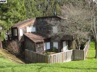 5336 Briar Ridge Dr, Castro Valley, CA 94552