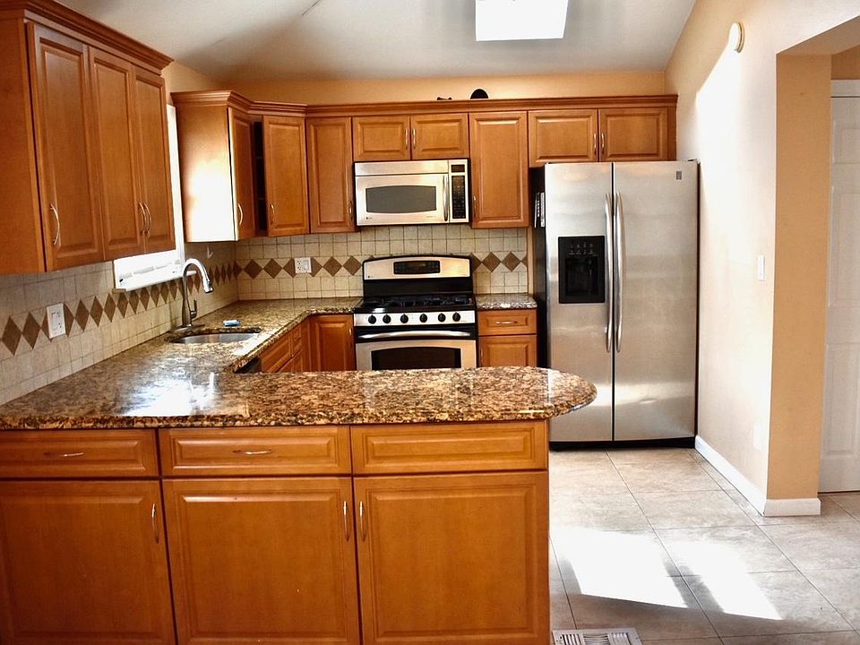 1st image of 7318 Avenue X Floor 1