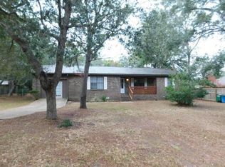 1329 Bayshore Ter, Gulf Breeze, FL 32563