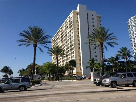 3rd image of 1865 79th Street Cswy APT 1G
