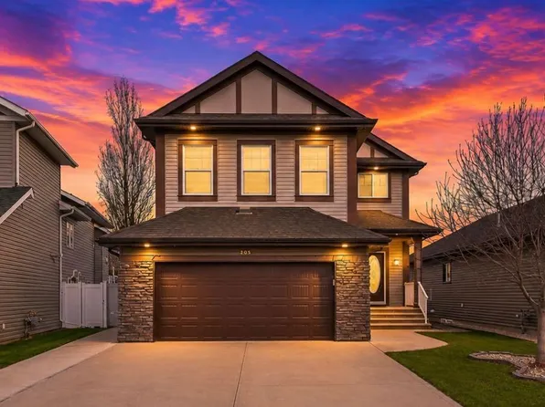 205 SW Van Slyke Way, Red Deer, AB T4R 0N7