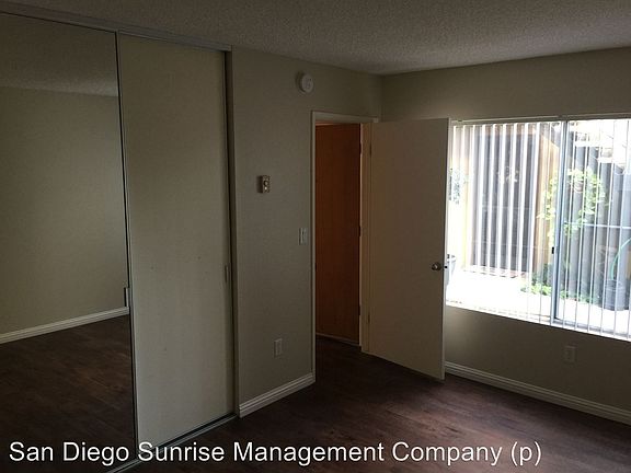 4th image of 1966 Hornblend St APT 02