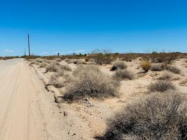 0 Winema Dr, Bouse, AZ 85325