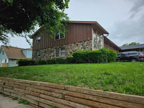 5308 W Mill Rd #6, Milwaukee, WI 53218