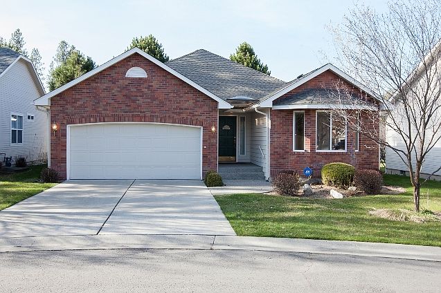 1st image of 610 E Bridlewood Ct