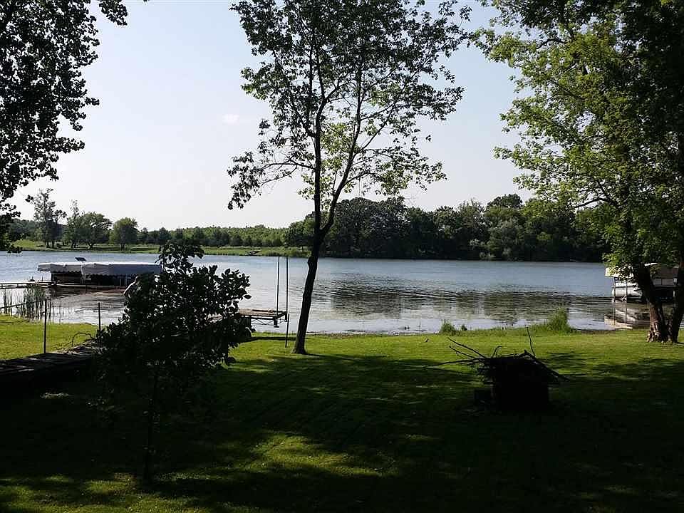1st image of 28700 W Lake Dr