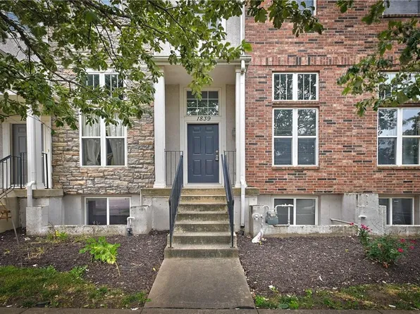 1839 W Spruce St, Olathe, KS 66061