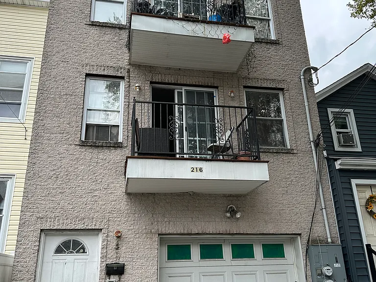 216 Delaware Ave #1 — Photo 1