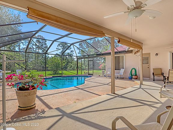 4th image of 705 Casa Grande Dr