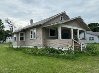 207 E Church St, Laurel, IA 50141