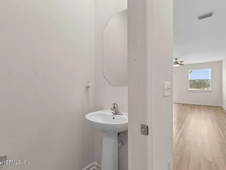 7810 Merchants Way — Photo 14