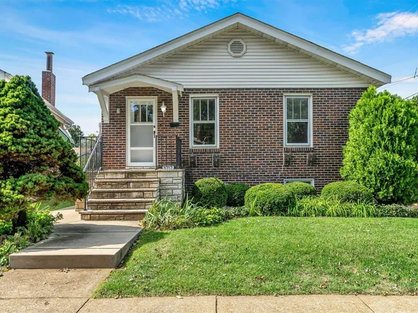 6915 Quincy St, Saint Louis, MO 63109