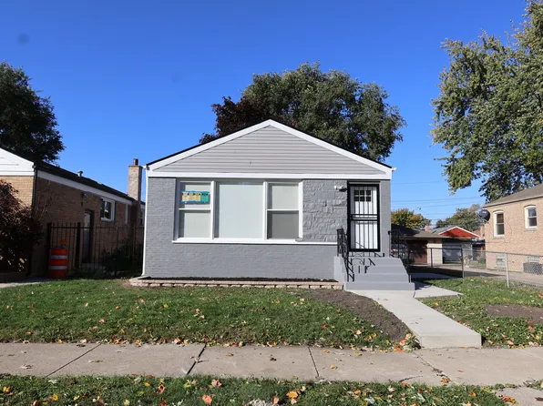 12526 S Honore St, Calumet Park, IL 60827