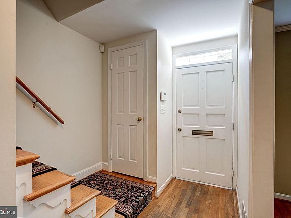 2nd image of 3171 Lindenwood Ln