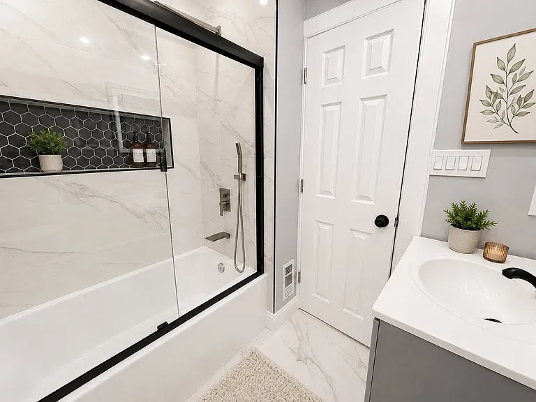 2353 Wilder St — Photo 16