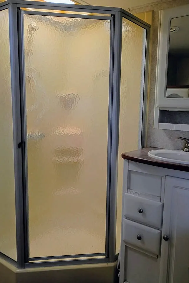 1 bed, $900 — Photo 2