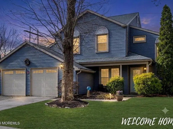 41 Concord Circle, Howell, NJ 07731