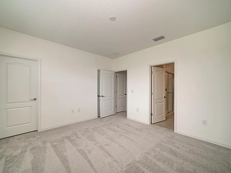 2206 Washington Palm Ct — Photo 17