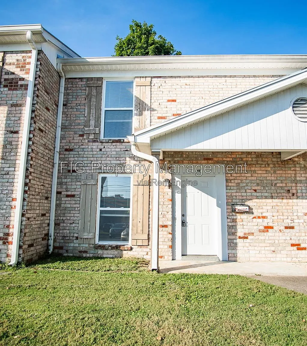 5401 Scenicwood Rd — Photo 2