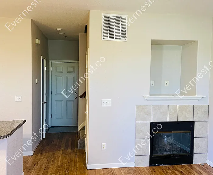 2851 Kansas Dr — Photo 7
