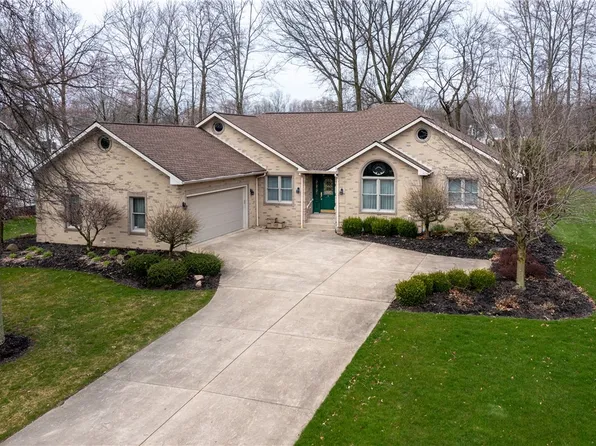 3561 Timber Ln, Hermitage, PA 16148