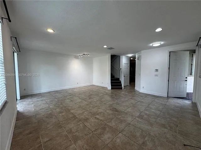 9763 Darlington Pl — Photo 4