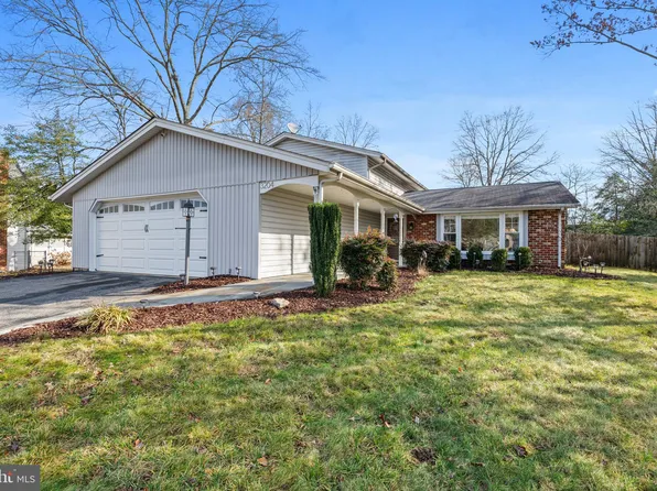 3204 Devonshire Rd, Waldorf, MD 20601
