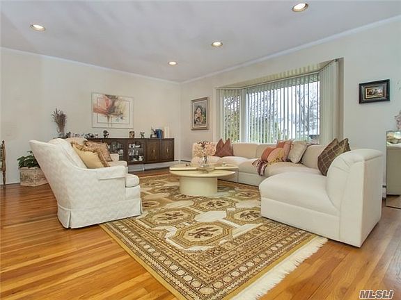 5th image of 89 Bounty Ln
