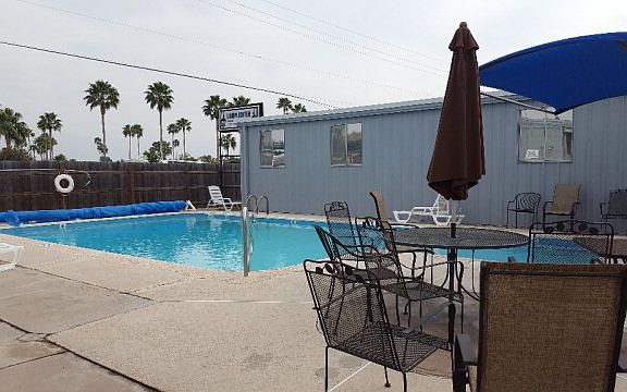 5th image of 2240 S Bentsen Palm Dr Trlr 94