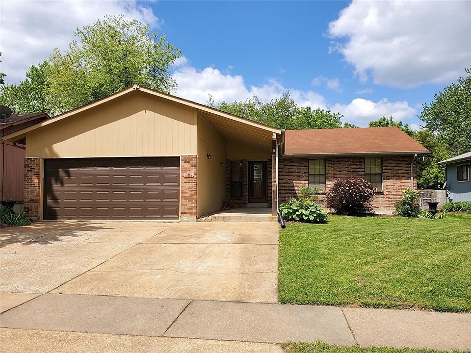 1st image of 11345 Aspen Woods Dr