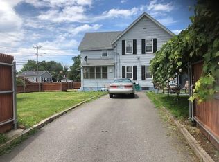 574 Benefit St, Pawtucket, RI 02861