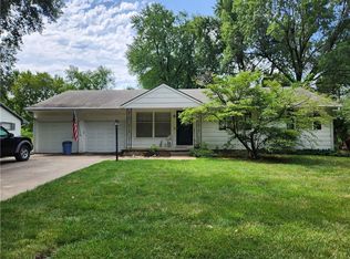 3426 Craig Ln, Saint Joseph, MO 64506