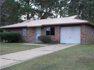 2625 State St, Gautier, MS 39553