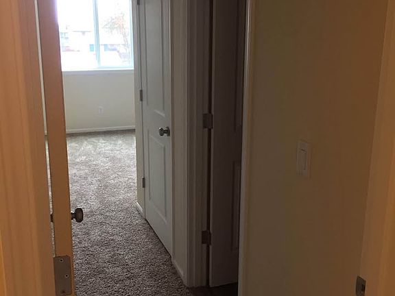 3rd image of 4128 Camellia St #4128