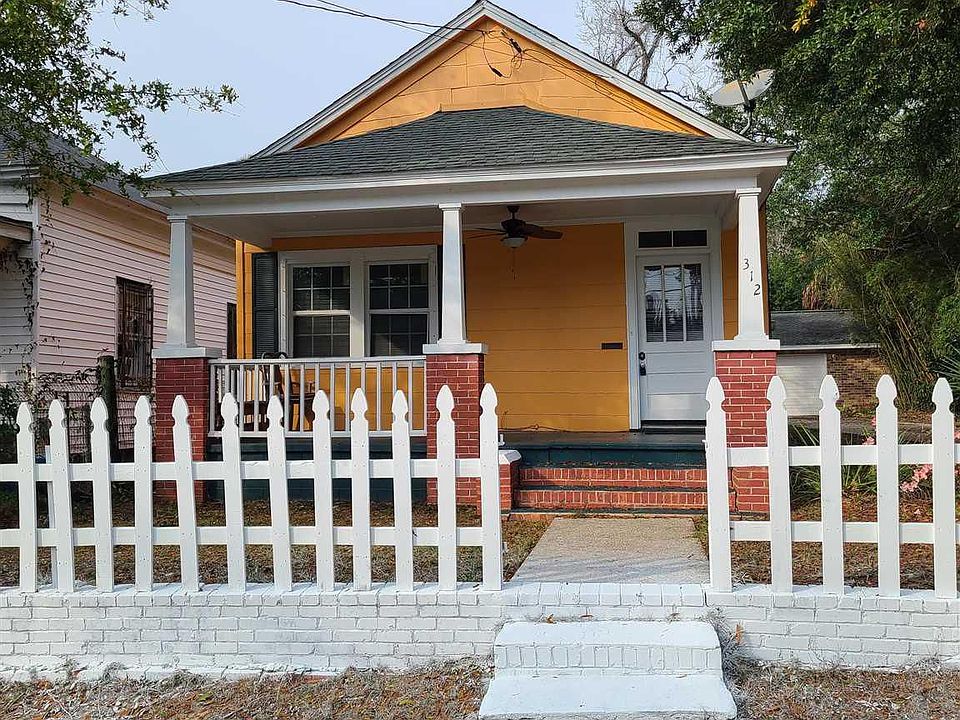 1st image of 312 E Moreno St