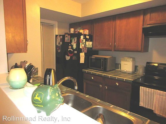 5th image of 20561 Shadyside Way