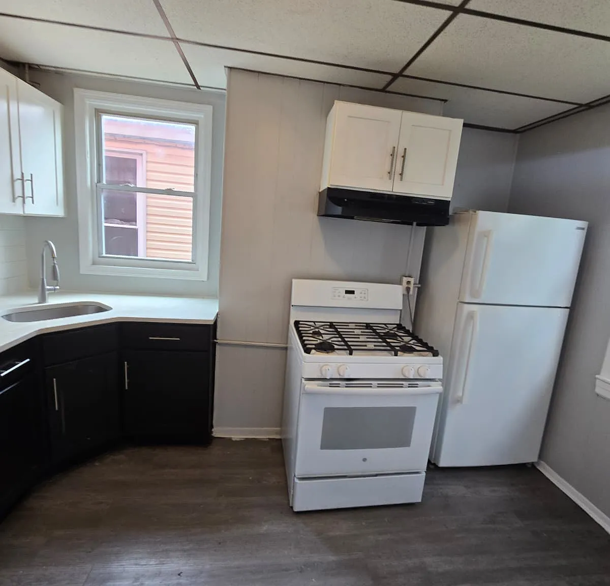 3 bed, $2,200 — Photo 3