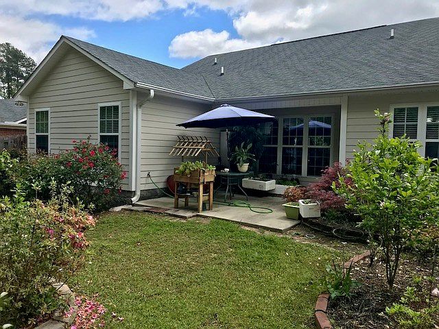 2nd image of 2919 Carey Ct