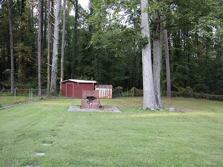 3703 Hill Acres Rd SW — Photo 12