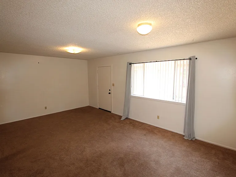 720 W Coconino Ave — Photo 15