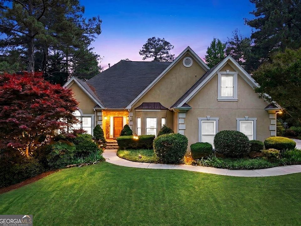 1st image of 3725 Ridgeway Ter