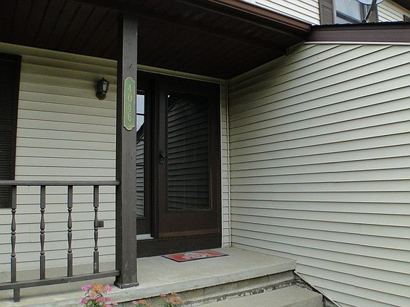 2nd image of 4046 Sir Andred Dr