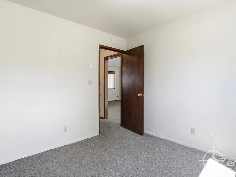 166 Virginia St #B — Photo 13