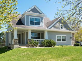 8167 Savanna Valley Way, Victoria, MN 55386