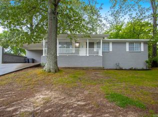 335 Woodlawn Ave, Hot Springs, AR 71913