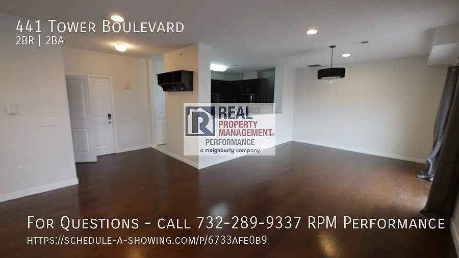 4th Floor Condo - Large 2 BR / 2 BA, plus Office (possible 3rd BR) with 1 Car Garage & Storage Ro... — Photo 4