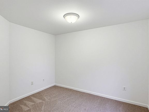 4th image of 9448 Paragon Ct