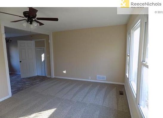 2nd image of 11335 Sycamore Ter