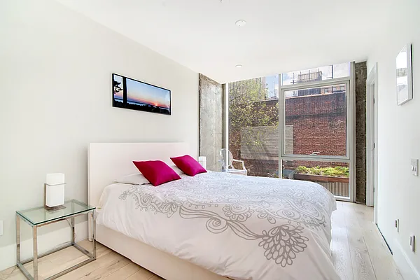 Sold by Compass | media 10